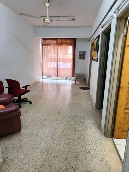 Apartment for Sale at Taman Sri Serdang - Wai Kong Chia - Corridor - PropertyGuru.com.my