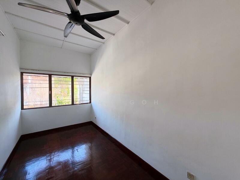 2-storey Terraced House for Sale in Taman Pekaka (Sungai Dua) - Qyan Goh - Interior - PropertyGuru.com.my