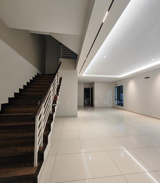 3-storey Terraced House for Sale in Bandar Kinrara (Selangor) - Jane Shoo - Interior - PropertyGuru.com.my