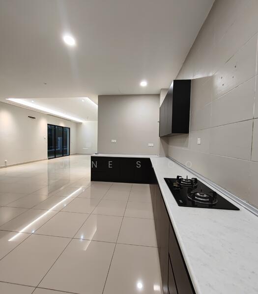 3-storey Terraced House for Sale in Bandar Kinrara (Selangor) - Jane Shoo - Kitchen - PropertyGuru.com.my