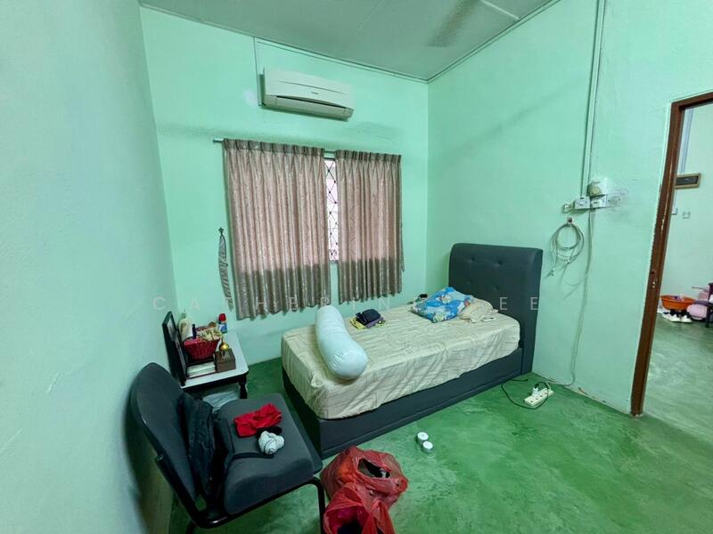 Taman Ungku Tun Aminah untuk Untuk Dijual - RM 520,000, Feb 2026 - Bedroom - PropertyGuru.com.my