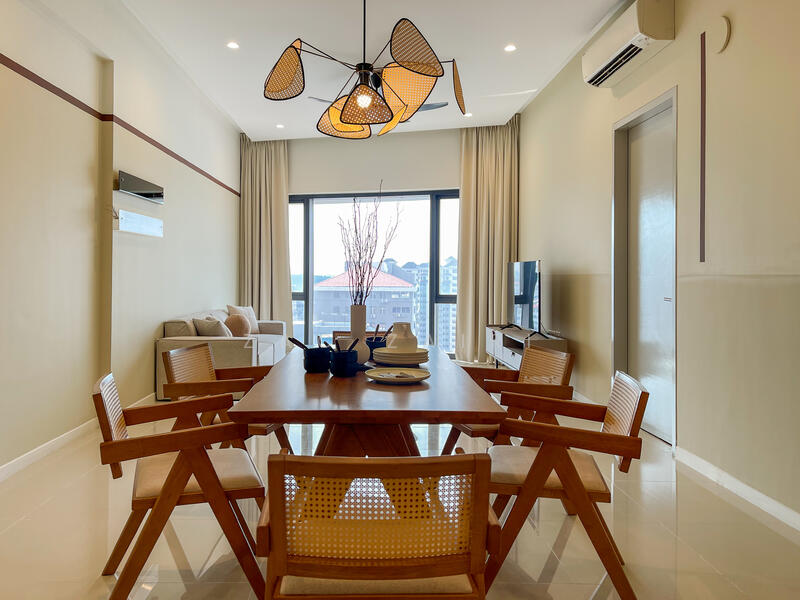 Service Residence for Rent at Sapphire Paradigm - Zac Zairi - Dining Room - PropertyGuru.com.my