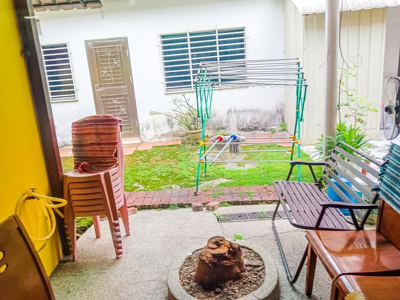 Rumah Teres 2 Tingkat untuk Dijual di Taman Wawasan (Puchong) - Kian Leap - Exterior - PropertyGuru.com.my