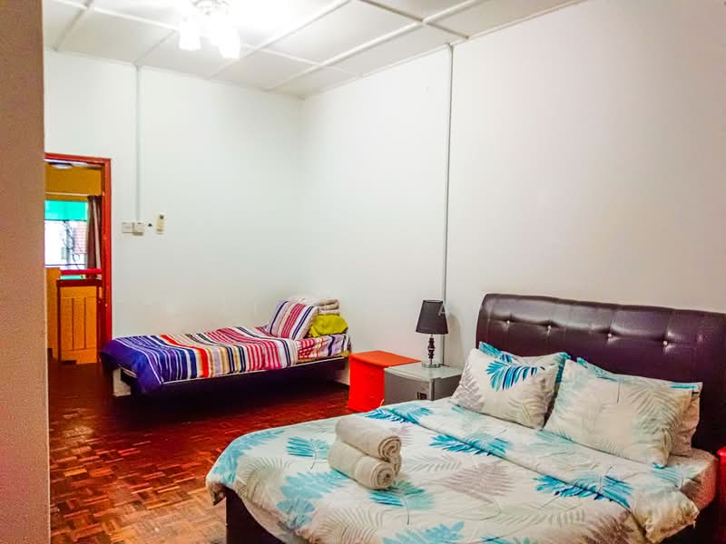 Rumah Teres 2 Tingkat untuk Dijual di Taman Wawasan (Puchong) - Kian Leap - Bedroom - PropertyGuru.com.my