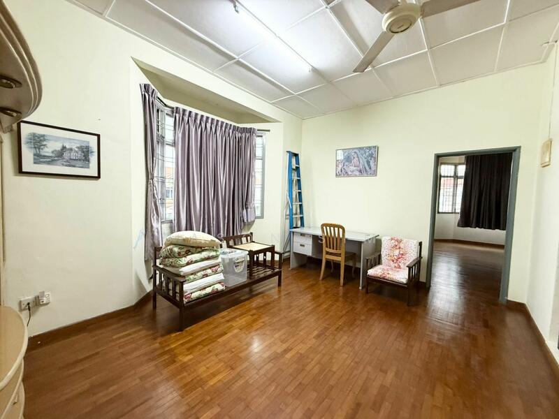 2-storey Terraced House for Sale in Taman Sutera Utama (Skudai) - Jason Sim - Living Room - PropertyGuru.com.my