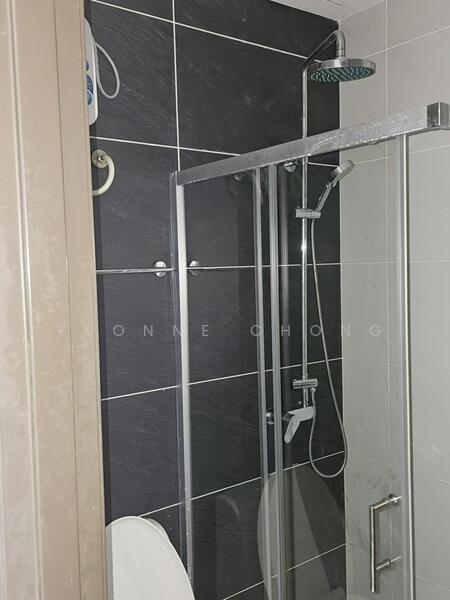 Condominium for Rent at Lovell @ Country Garden Danga Bay - Yvonne Chong - Bathroom - PropertyGuru.com.my