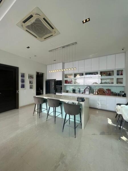 Seksyen U9 Shah Alam Modern bungalow swimming pool untuk Untuk Dijual - RM 3,700,000, Feb 2026 - Kitchen - PropertyGuru.com.my
