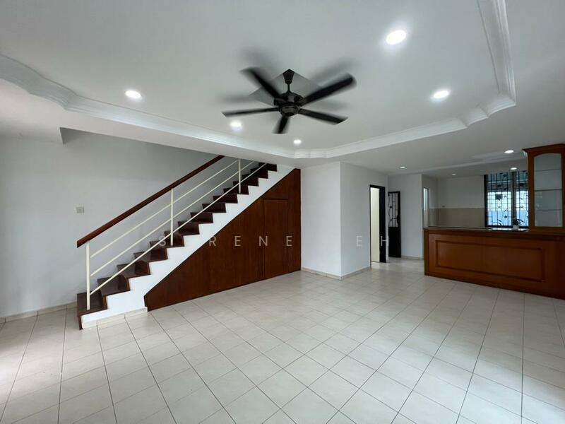 2-storey Terraced House for Sale in Taman Kempas Indah (Tebrau) - Serene Teh - Living Room - PropertyGuru.com.my