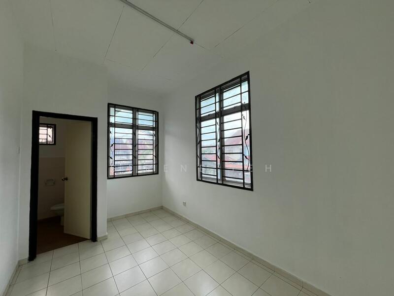 2-storey Terraced House for Sale in Taman Kempas Indah (Tebrau) - Serene Teh - Interior - PropertyGuru.com.my
