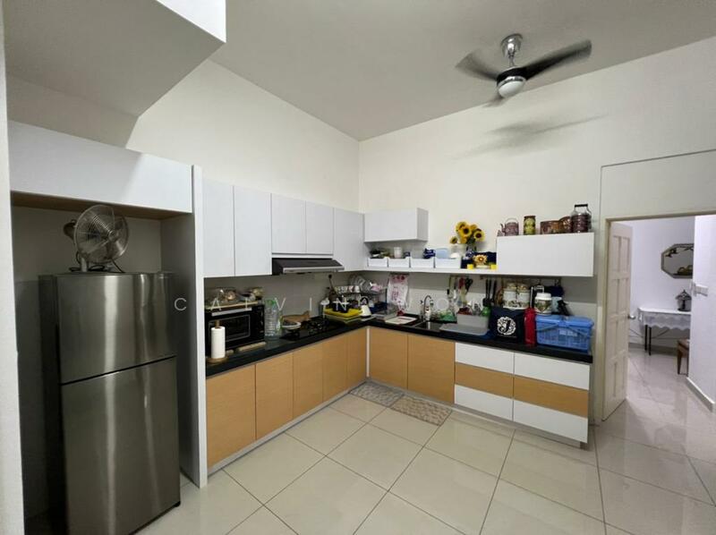 Aster @ Seri Austin untuk Untuk Dijual - RM 1,300,000, Feb 2026 - Kitchen - PropertyGuru.com.my