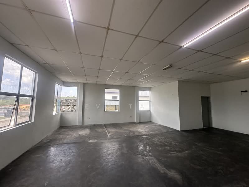 Cluster Factory for Rent in Ulu Tiram (Johor) - Eva Tan - Interior - PropertyGuru.com.my