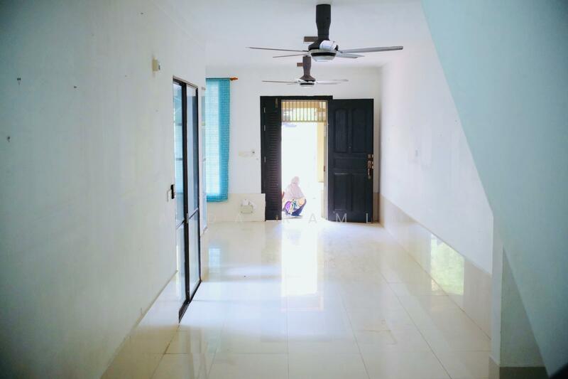 2-storey Terraced House for Sale in Bukit Jelutong (Shah Alam) - Aida Ramli - PropertyGuru.com.my