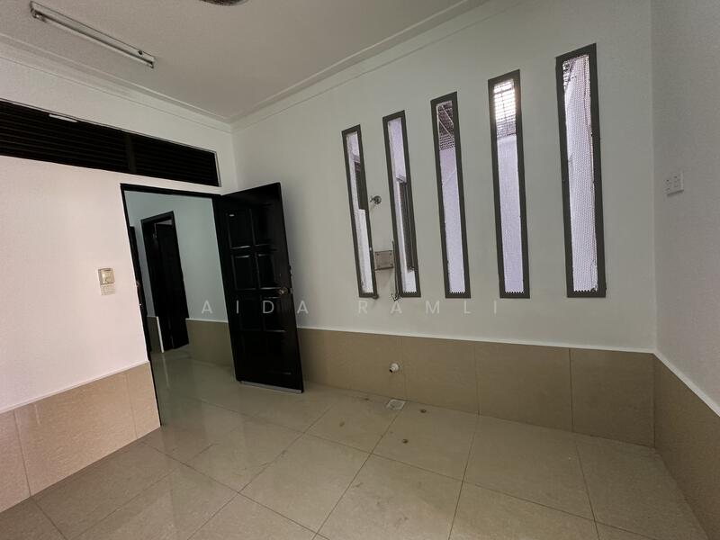 2-storey Terraced House for Sale in Bukit Jelutong (Shah Alam) - Aida Ramli - Interior - PropertyGuru.com.my