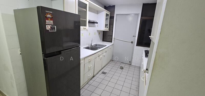 Aloha Tower Condominium untuk Untuk Disewa - RM 2,200 /bulan, Feb 2026 - Kitchen - PropertyGuru.com.my