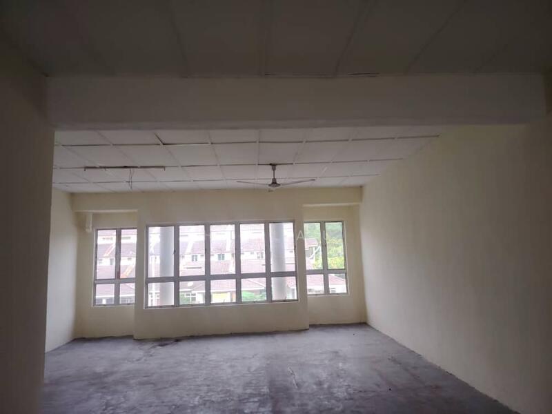 Shop for Rent in Dengkil (Selangor) - HL Lau - Interior - PropertyGuru.com.my