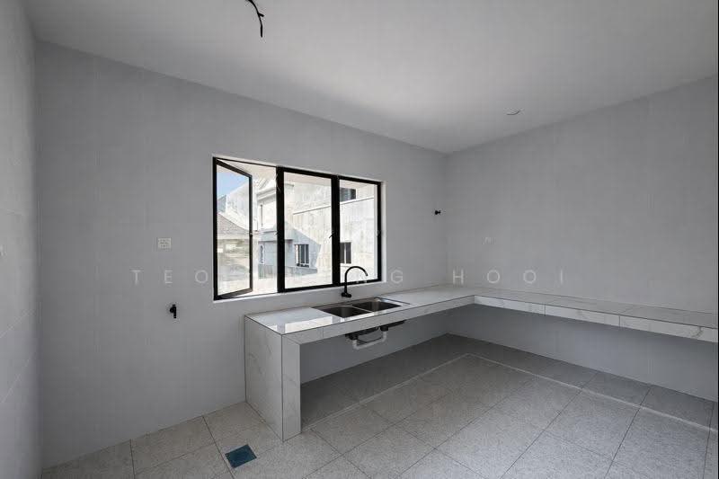 Rumah Berkembar untuk Dijual di Simpang Pulai (Perak) - Oscar Teoh - Kitchen - PropertyGuru.com.my