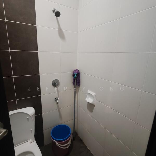 Rumah Berkembar untuk Dijual di Johor Bahru (Johor) - Jeffrey Ong - Bathroom - PropertyGuru.com.my