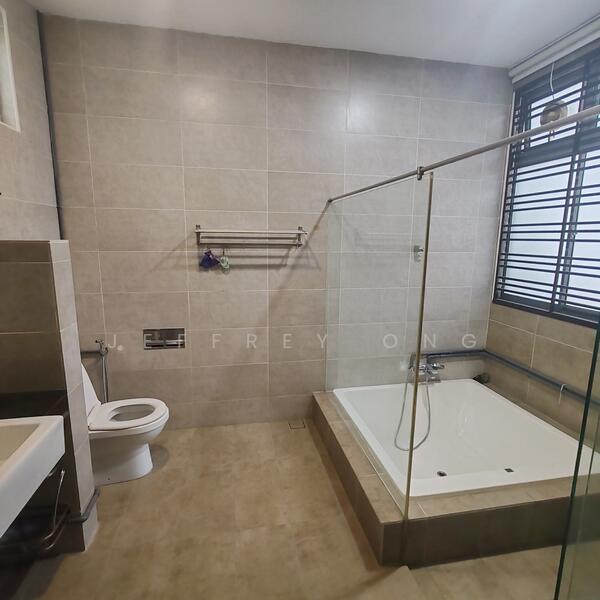 Rumah Berkembar untuk Dijual di Johor Bahru (Johor) - Jeffrey Ong - Bathroom - PropertyGuru.com.my