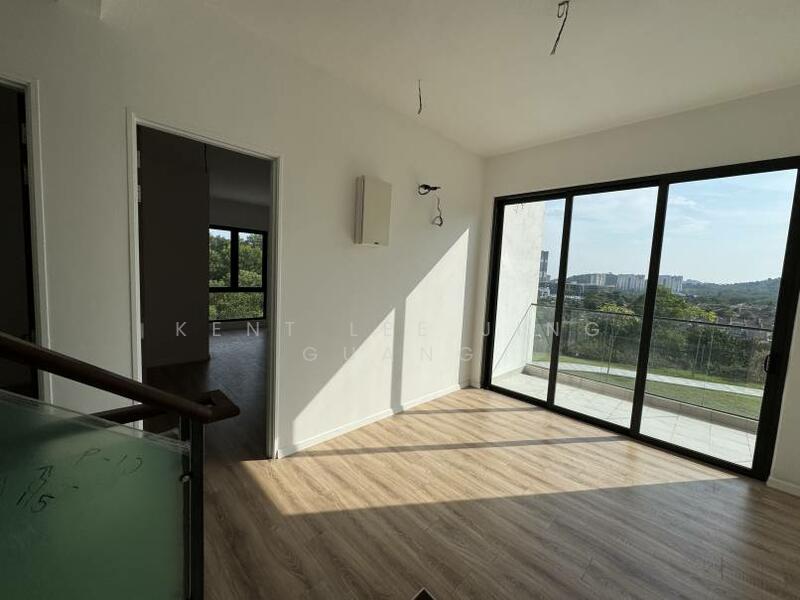 3-storey Terraced House for Sale in Bukit Jalil (Kuala Lumpur) - Kent Lee Jing Guang - Living Room - PropertyGuru.com.my