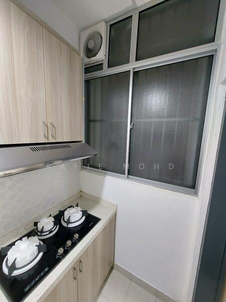Selangorku Pr1ma Lakefront Homes untuk Untuk Dijual - RM 355,000, Apr 2026 - Kitchen - PropertyGuru.com.my