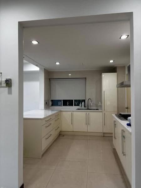 Kondominium untuk Dijual di Desa Impiana - Jeffrey Yap - Kitchen - PropertyGuru.com.my