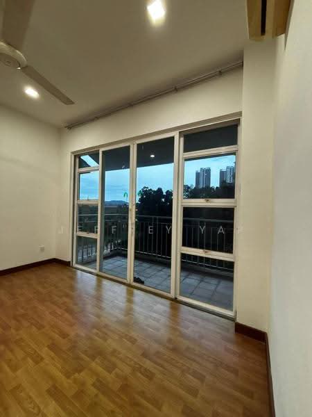 Kondominium untuk Dijual di Desa Impiana - Jeffrey Yap - Balcony - PropertyGuru.com.my