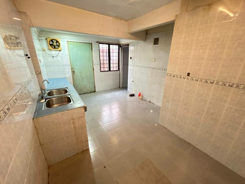 Terraced House for Sale in Taman Selayang Utama (Selayang) - Amin Azlan - Kitchen - PropertyGuru.com.my