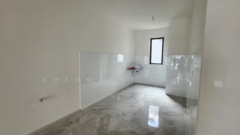 Rumah Teres 2.5 Tingkat untuk Dijual di Seri Kembangan (Selangor) - Shermaine Chan Chan - Kitchen - PropertyGuru.com.my
