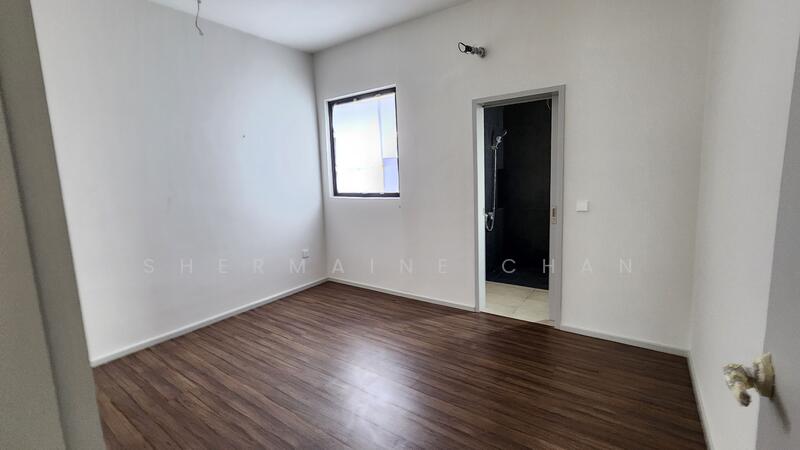 Rumah Teres 2.5 Tingkat untuk Dijual di Seri Kembangan (Selangor) - Shermaine Chan Chan - Interior - PropertyGuru.com.my