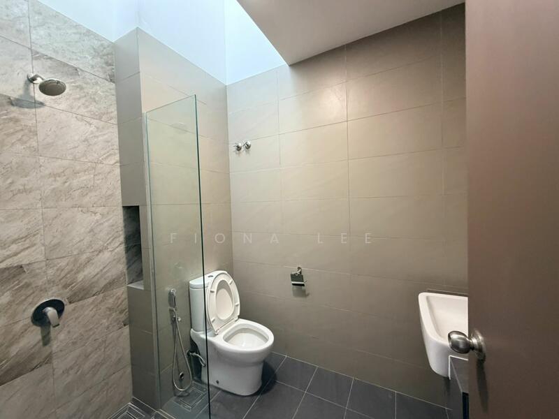 ECO SANCTUARY untuk Untuk Disewa - RM 4,200 /bulan, Feb 2026 - Bathroom - PropertyGuru.com.my