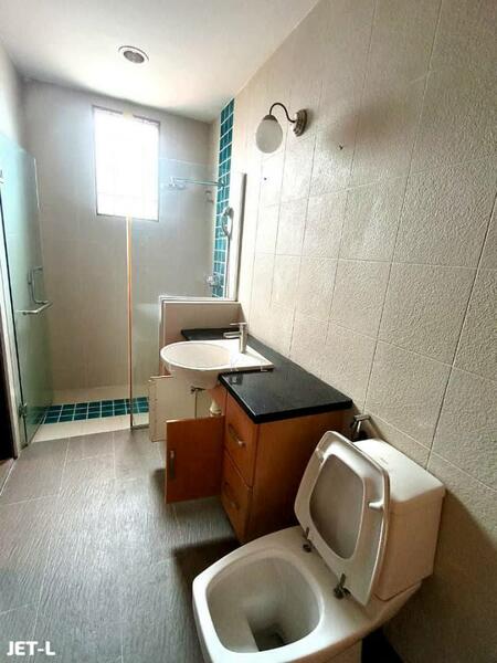 Semi-Detached House for Sale in Setia Alam (Selangor) - Loke . - Bathroom - PropertyGuru.com.my