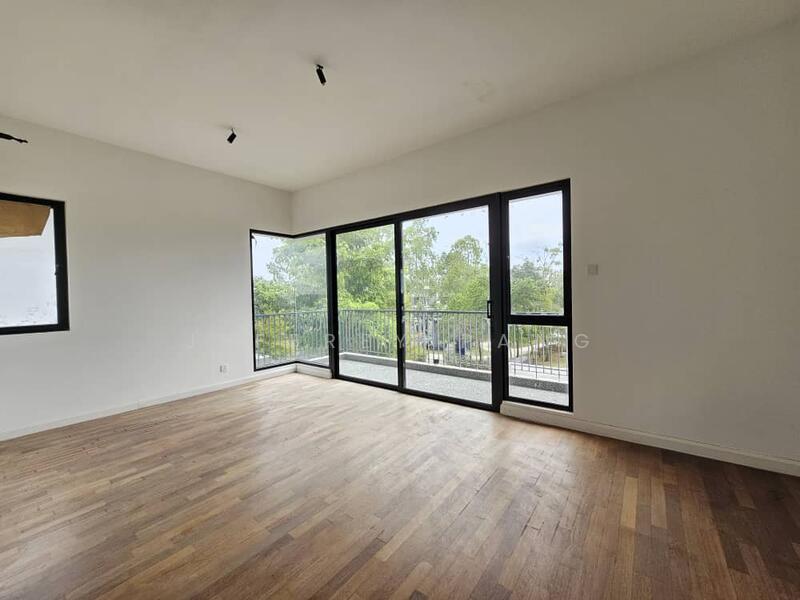Bungalow for Sale in Kajang (Selangor) - Jeffrey Pang - Balcony - PropertyGuru.com.my
