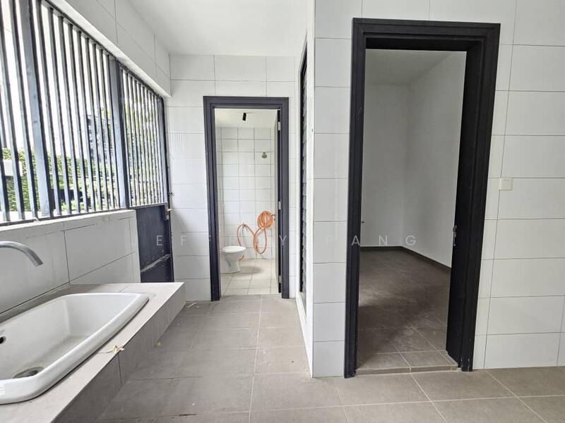 Bungalow for Sale in Kajang (Selangor) - Jeffrey Pang - Bathroom - PropertyGuru.com.my