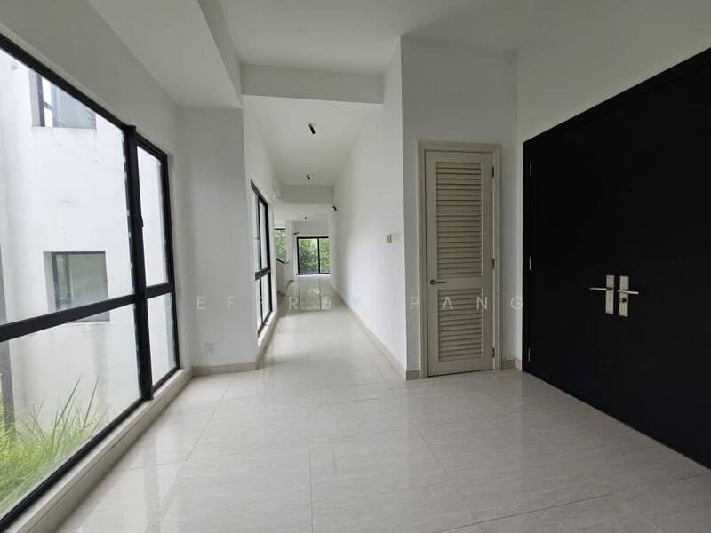 Bungalow for Sale in Kajang (Selangor) - Jeffrey Pang - Corridor - PropertyGuru.com.my