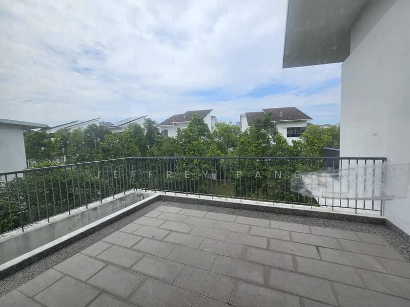 Bungalow for Sale in Kajang (Selangor) - Jeffrey Pang - Balcony - PropertyGuru.com.my