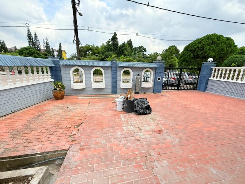 Taman Johor Jaya untuk Untuk Dijual - RM 895,000, Mac 2026 - Exterior - PropertyGuru.com.my