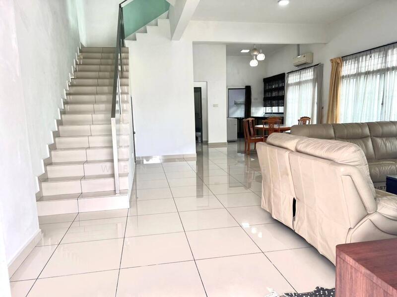 Cluster House for Sale in Skudai (Johor) - Wenting Lee - Living Room - PropertyGuru.com.my