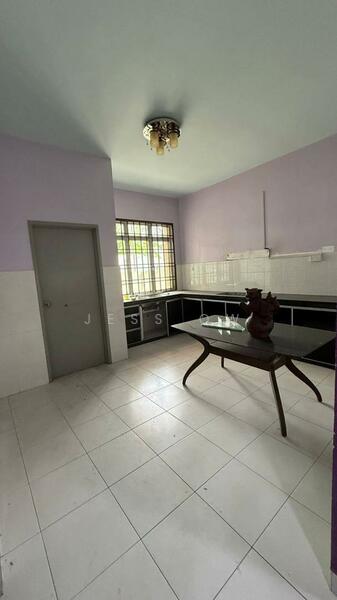2-storey Terraced House for Sale in Taman Mutiara Rini (Skudai) - Jess Ow - Kitchen - PropertyGuru.com.my