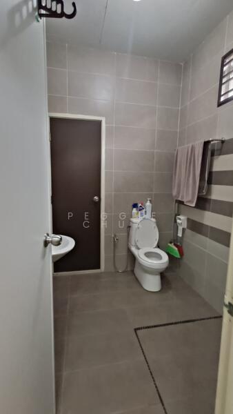 Ehsan Jaya untuk Untuk Disewa - RM 2,800 /bulan, Feb 2026 - Bathroom - PropertyGuru.com.my