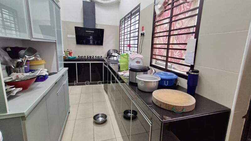 Ehsan Jaya untuk Untuk Disewa - RM 2,800 /bulan, Feb 2026 - Kitchen - PropertyGuru.com.my