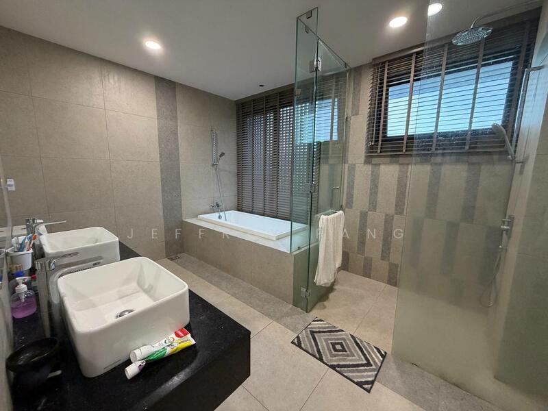 Twin Palms @ Sungai Long untuk Untuk Dijual - RM 2,600,000, Mac 2026 - Bathroom - PropertyGuru.com.my