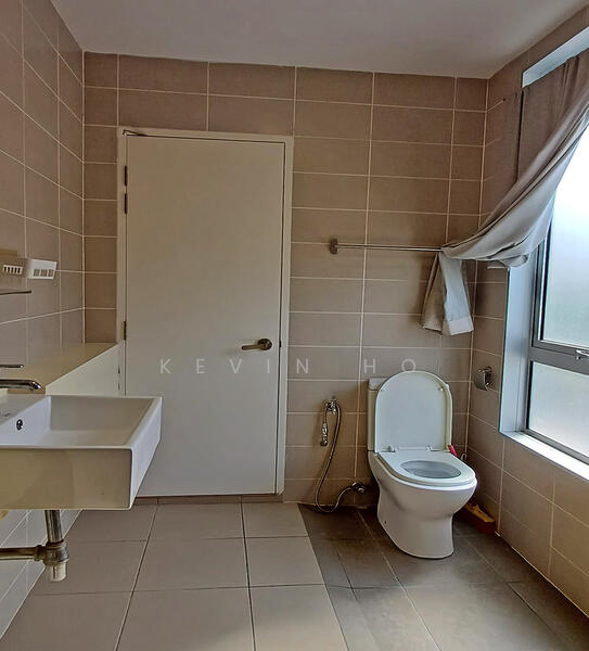 3-storey Terraced House for Sale in Bandar Tropicana Aman (Telok Panglima Garang) - Kevin Ho - Bathroom - PropertyGuru.com.my