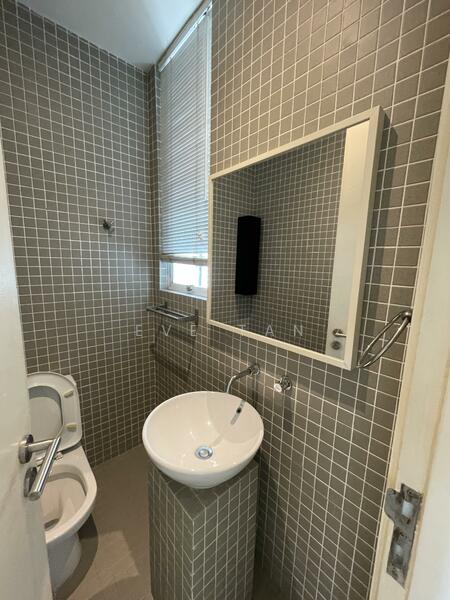 Kiaramas Ayuria untuk Untuk Dijual - RM 1,250,000, Mac 2026 - Bathroom - PropertyGuru.com.my