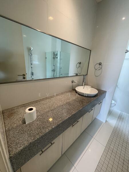 Kiaramas Ayuria untuk Untuk Dijual - RM 1,250,000, Mac 2026 - Bathroom - PropertyGuru.com.my