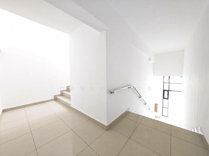 1.5 Storey Cluster Factory @ Frontier Business Park, Desa Cemerlang, Ulu Tiram, Johor untuk Untuk Disewa - RM 12,500 /bulan, Mac 2026 - Interior - PropertyGuru.com.my