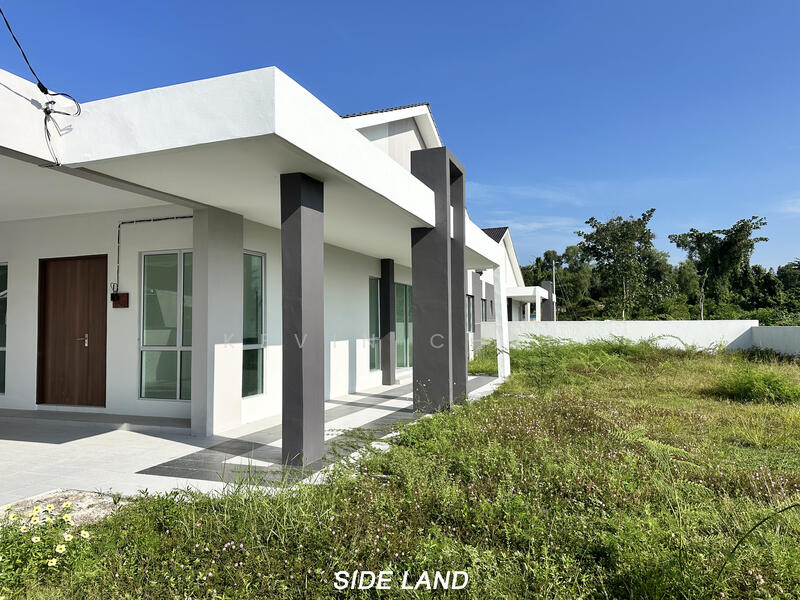Semi-Detached House for Sale in Kampar (Perak) - Kevin Chai - Side Land - PropertyGuru.com.my