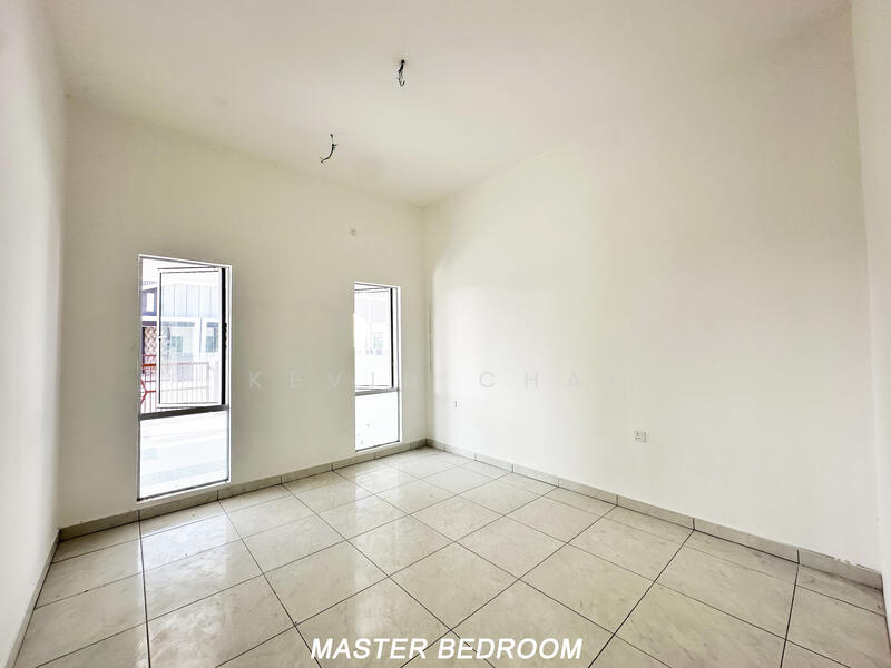 Semi-Detached House for Sale in Kampar (Perak) - Kevin Chai - Master Bedroom - PropertyGuru.com.my