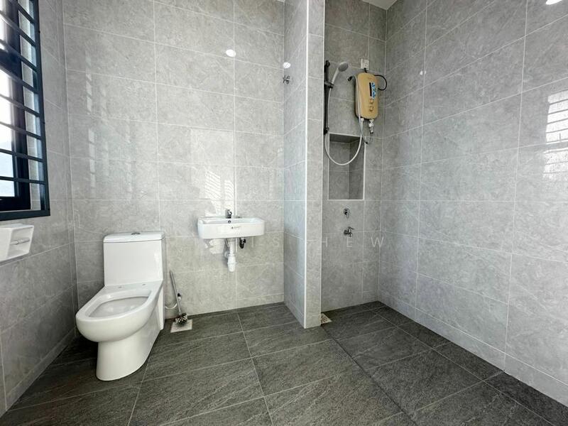 Desa Palma untuk Untuk Disewa - RM 2,600 /bulan, Feb 2026 - Bathroom - PropertyGuru.com.my
