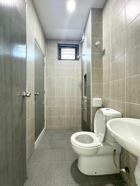 Desa Palma untuk Untuk Disewa - RM 2,600 /bulan, Feb 2026 - Bathroom - PropertyGuru.com.my