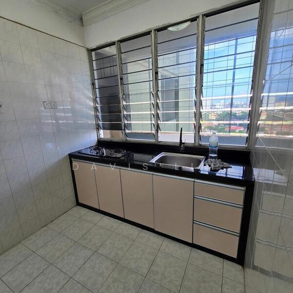 Condominium for Rent at N-Park Condominium - Davis Lim - Kitchen - PropertyGuru.com.my